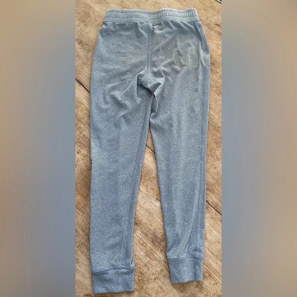 Under Armour Kids Sz (see pics‎ for measurements) Striated Gray Logo Joggers